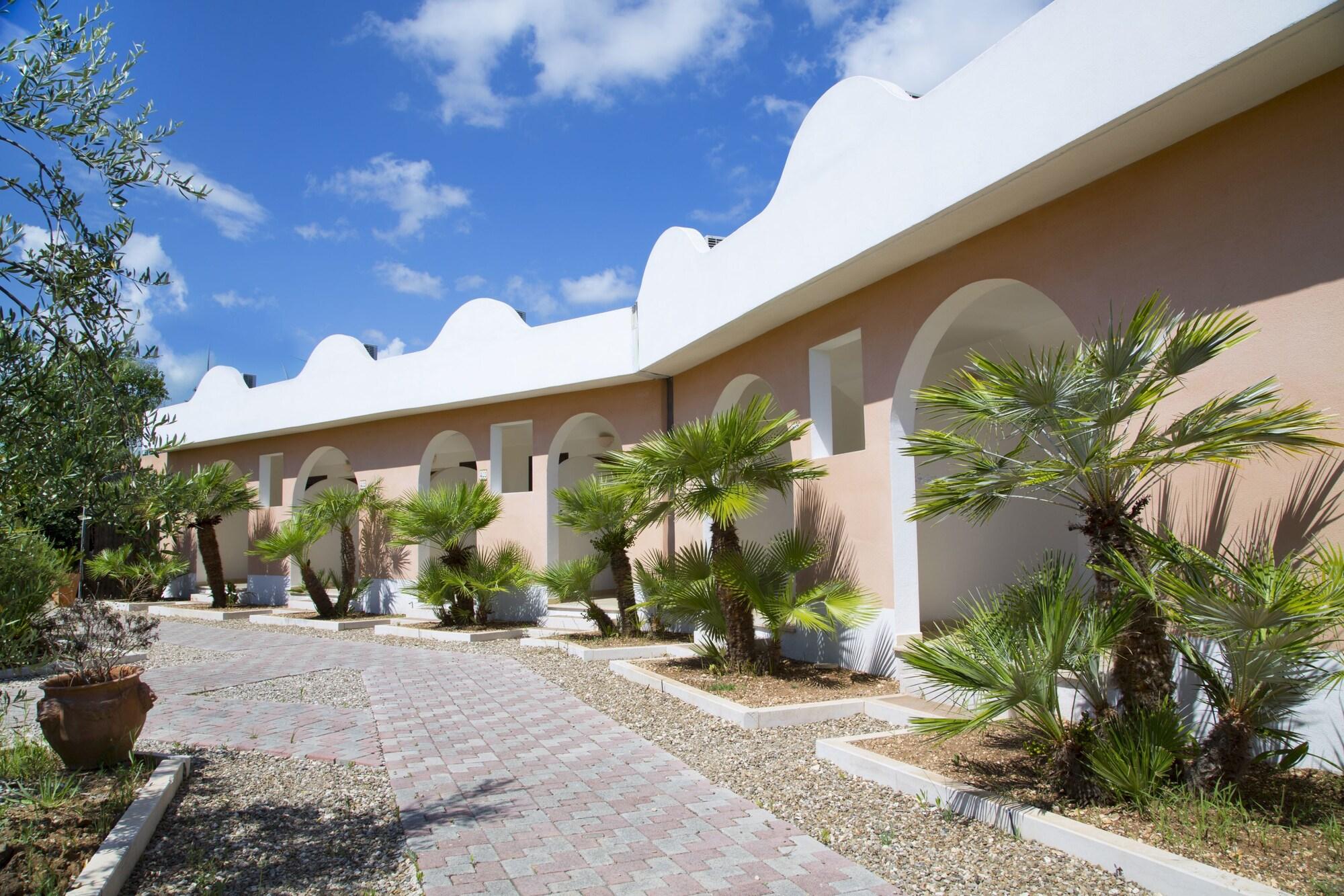 ויאסטה Garden Hotel Ripa מראה חיצוני תמונה