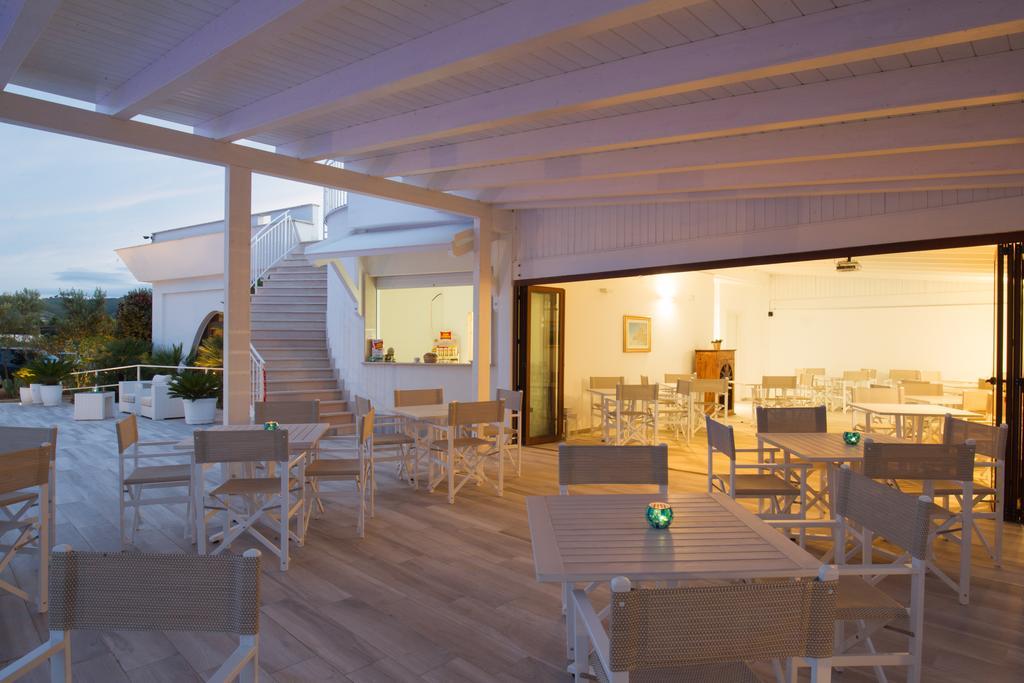 ויאסטה Garden Hotel Ripa מראה חיצוני תמונה