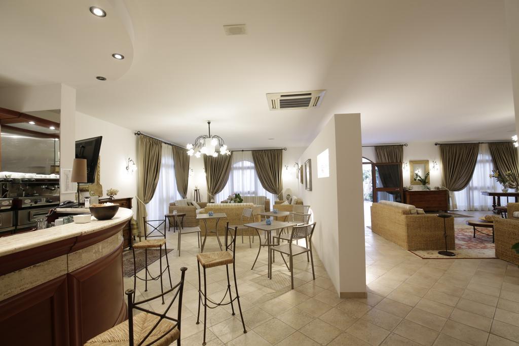 ויאסטה Garden Hotel Ripa מראה חיצוני תמונה